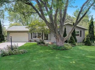 4561 Hackberry Ct, Middleton, WI 53562