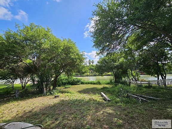 5th image of 1404 Tesoro Ave