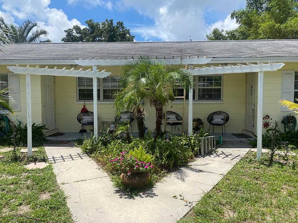 1st image of 1020 19th Ave N #1