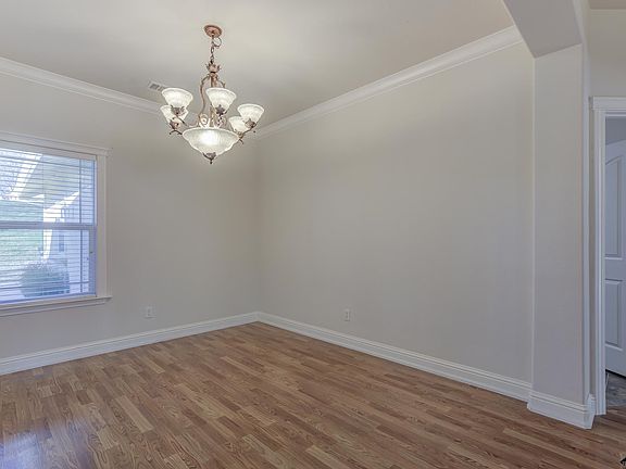 5th image of 14200 Deerwood Dr