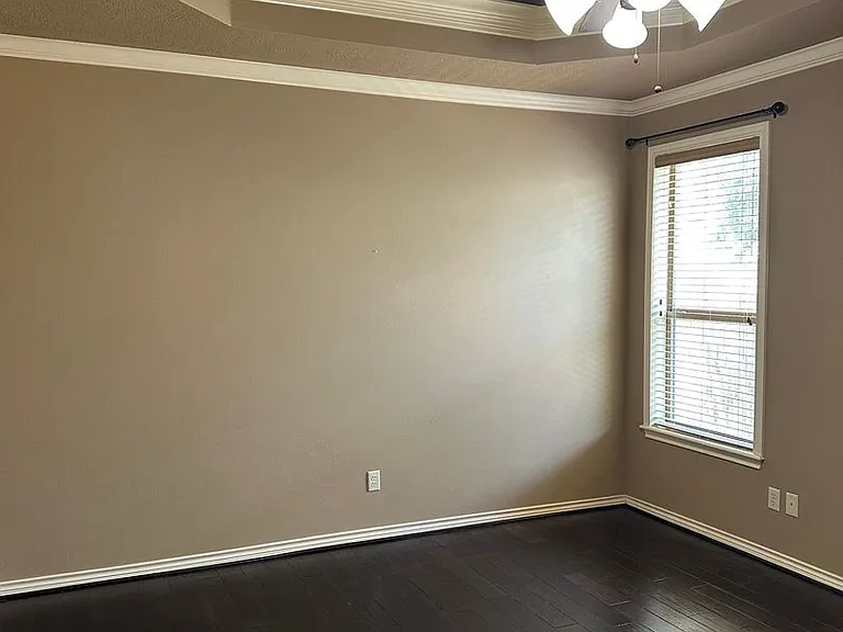 4413 Hearst Ct — Photo 12