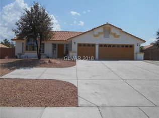 1567 E Robindale Rd, Las Vegas, NV 89123