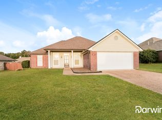 588 Oak Ridge Way, Pearl, MS 39208