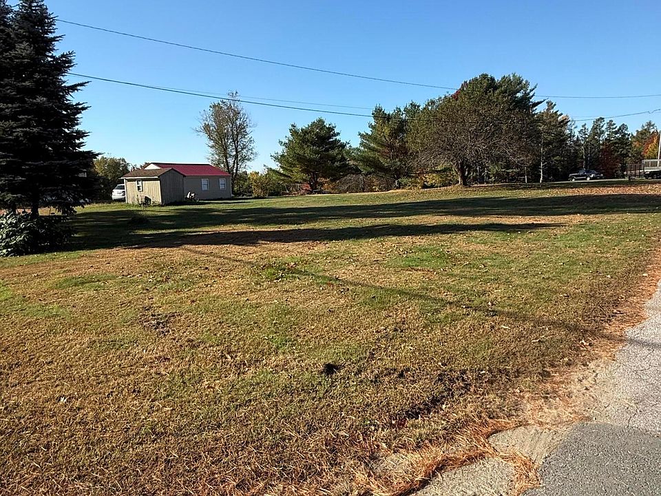 2nd image of 2444 Bennoch Road