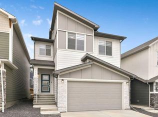 882 E Bluerock Way SW, Calgary, AB T2Y0N5