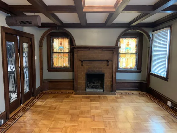 827 S Braddock Ave, Pittsburgh, PA 15221