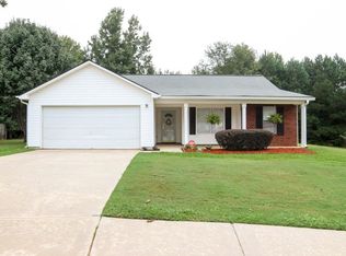 529 Sarahs Ln, Locust Grove, GA 30248