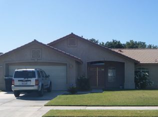 827 Monaco Dr, Lemoore, CA 93245