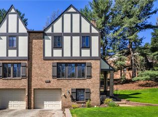 808 Olde Ingomar Ct, Pittsburgh, PA 15237