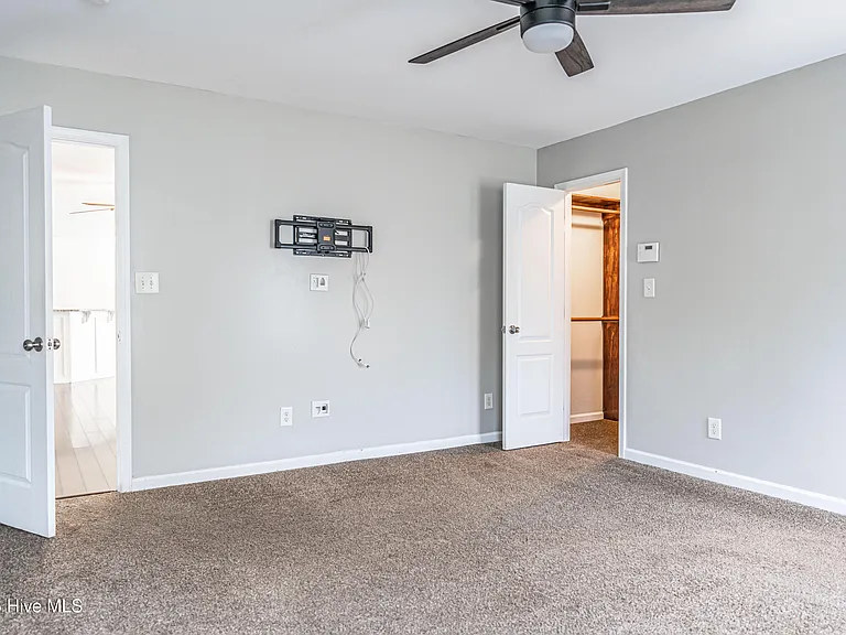 112 Holly Oak Cir — Photo 13