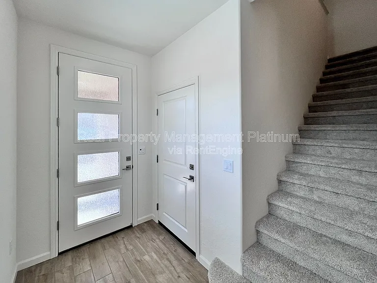 6596 E Cresthaven Dr — Photo 21