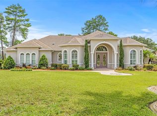 10096 Southern Breeze Ct, Weeki Wachee, FL 34613