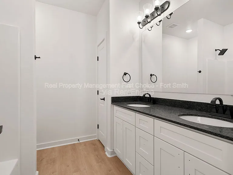 8826 Cantera Dr #B — Photo 26