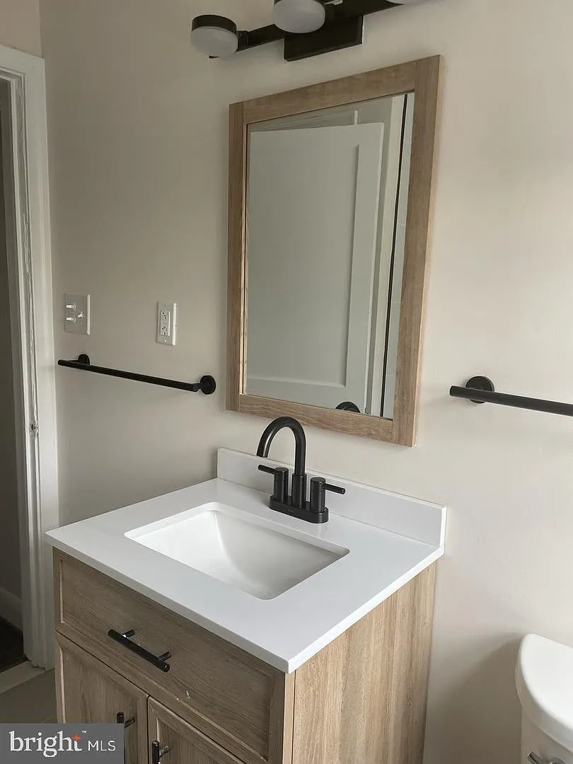1 bed, 1.0 bath, 1680 sqft, $1,250 — Photo 4