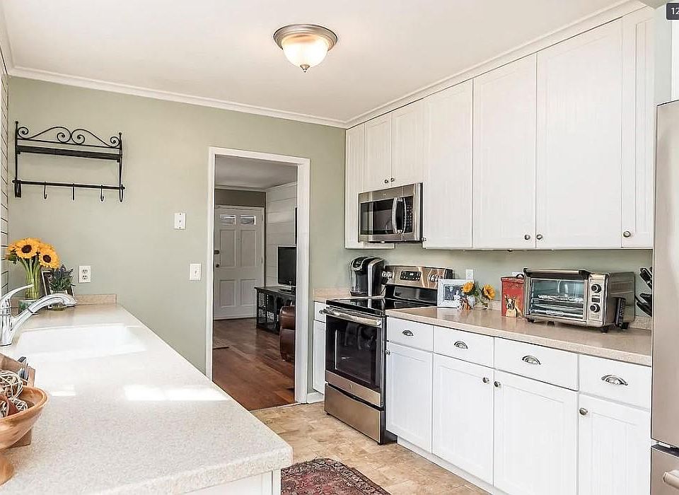 1st image of 396 Kenbrook Dr