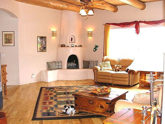 3rd image of 18 Las Brisas Ln