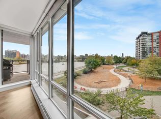 8 Smithe Mews #503, Vancouver, BC V6B0A5