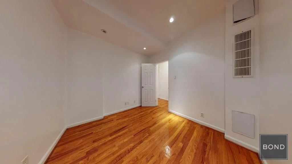 227 Riverside Drive #3A in Upper West Side, Manhattan | StreetEasy