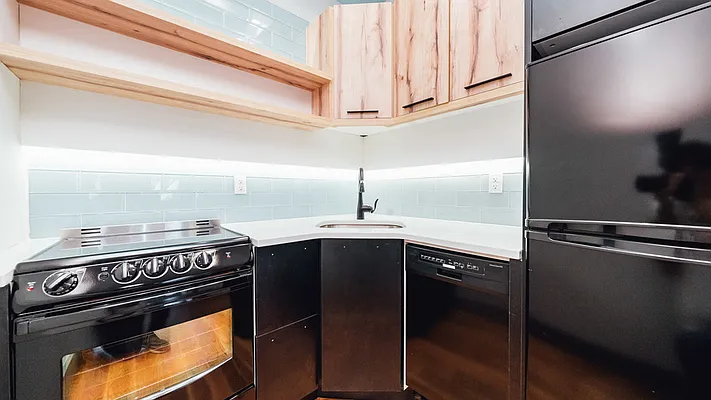 Rented by Nooklyn NYC LLC | media 17