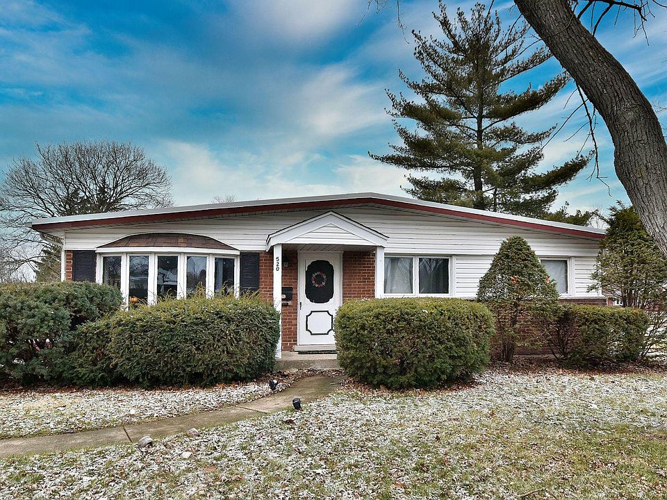 1st image of 520 Green Valley Dr W