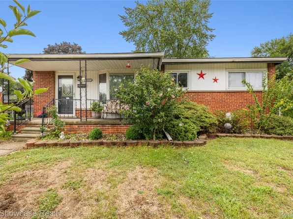 30553 Barton St, Garden City, MI 48135