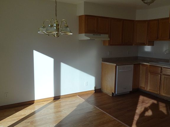 3rd image of 5025 26th Ave