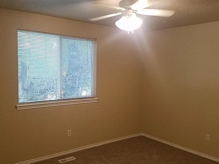 11834 W Huckleberry Dr — Photo 6