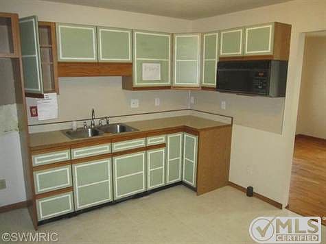 2nd image of 2180 W Norton Ave