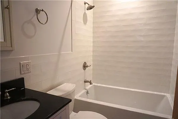 Rented by Avenue Sotheby's International Realty | media 59