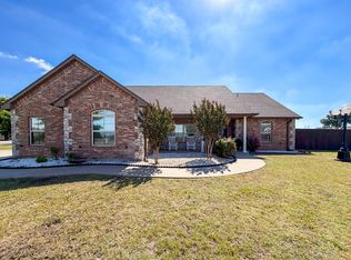 35 NE Sunset Dr, Elgin, OK 73538
