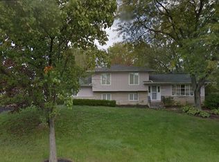 810 Harvest Lane Ct, Columbus, OH 43213