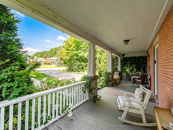 3rd image of 9313 Burwash Rd W