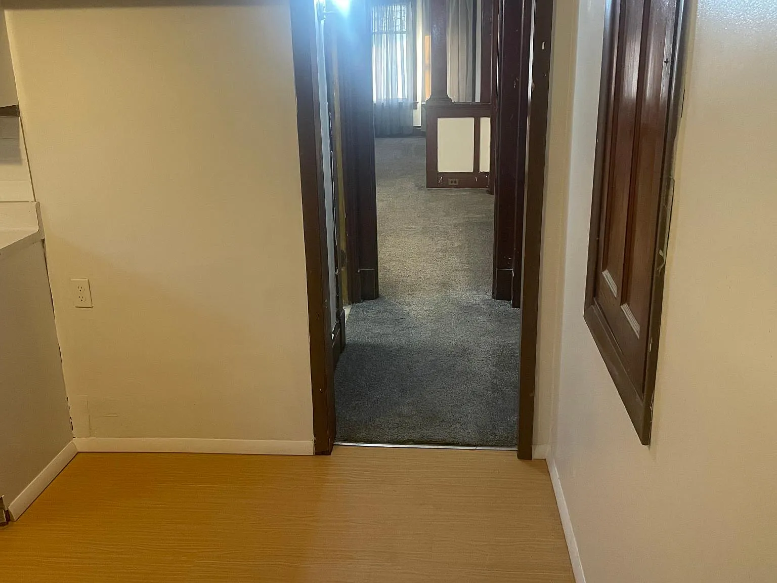 42 Beverly Rd — Photo 3