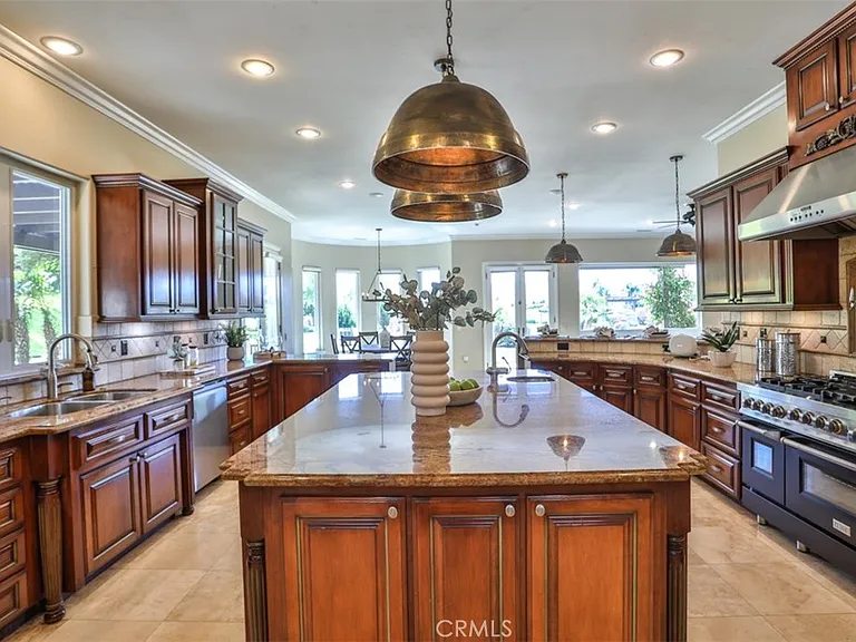 39520 Colleen Way — Photo 35