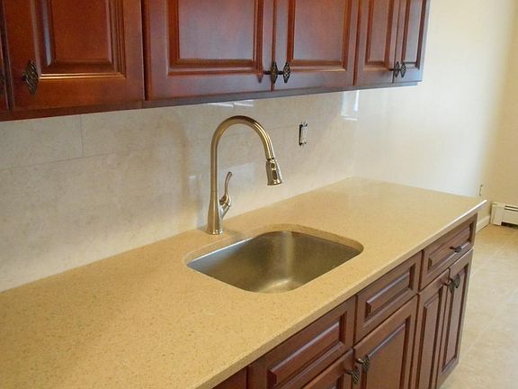 5th image of 19 Sheraden Ave APT 1A