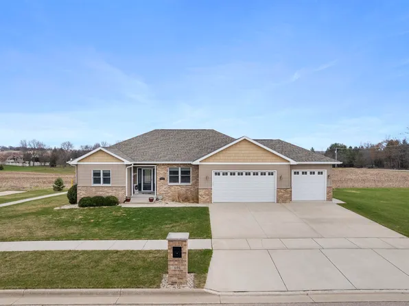 601 Rimrock Rd, Janesville, WI 53548