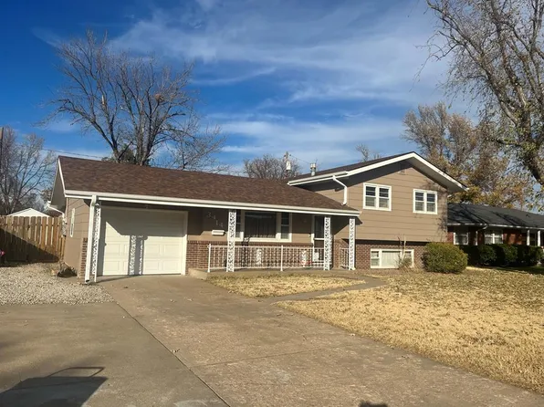 3414 22nd St, Great Bend, KS 67530