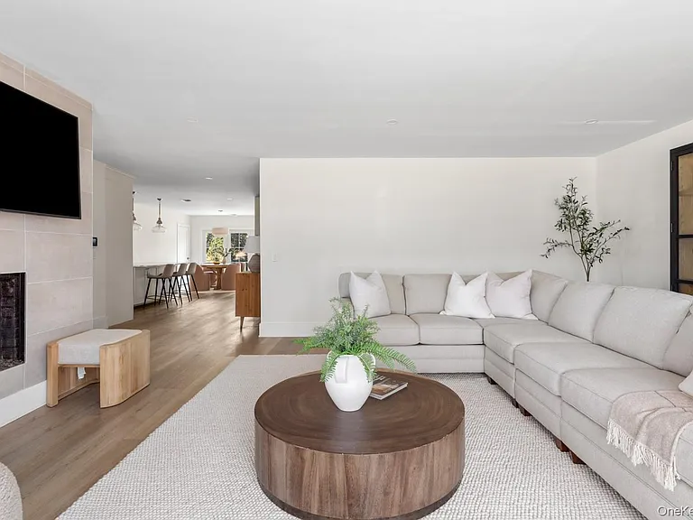 20 Hollywood Pl — Photo 8