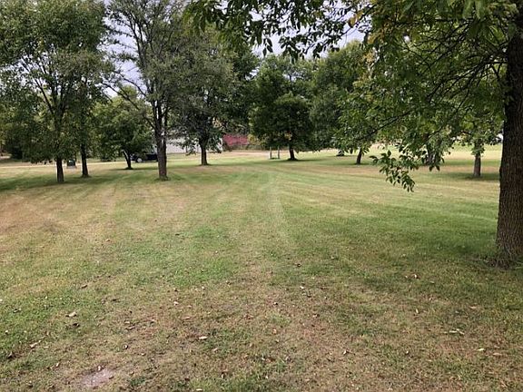 5th image of 311 Moen Dr