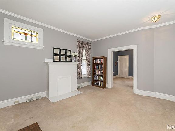 3rd image of 6924 Fyler Ave
