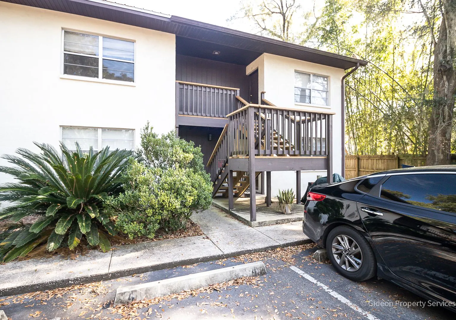 4013 NW 12th Ter - Newsville — Photo 1
