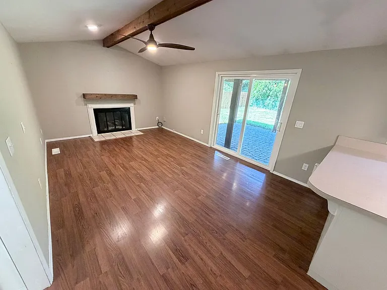 6388 Doral Dr SE — Photo 7