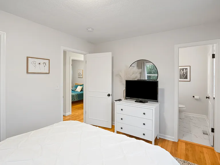 720 E Exeter St #A — Photo 13