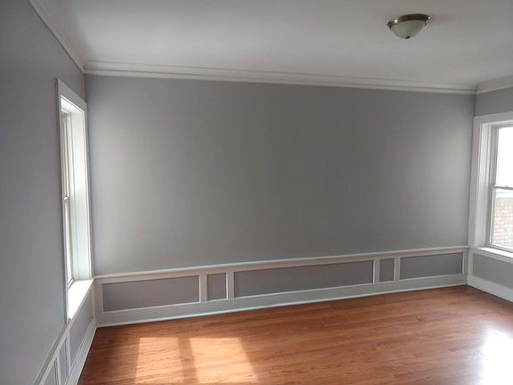 2nd image of 3834 Jerome Ave APT 2