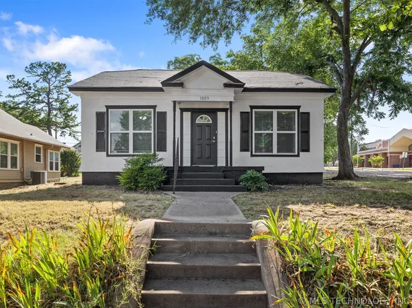 1005 N 7th Ave, Durant, OK 74701