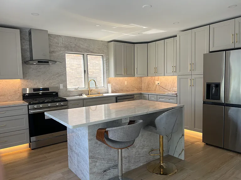 289 Knox Ave #1 — Photo 8