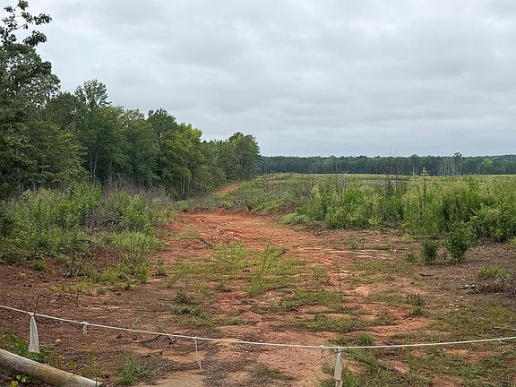 2nd image of 1898 Oak Grove Rd
