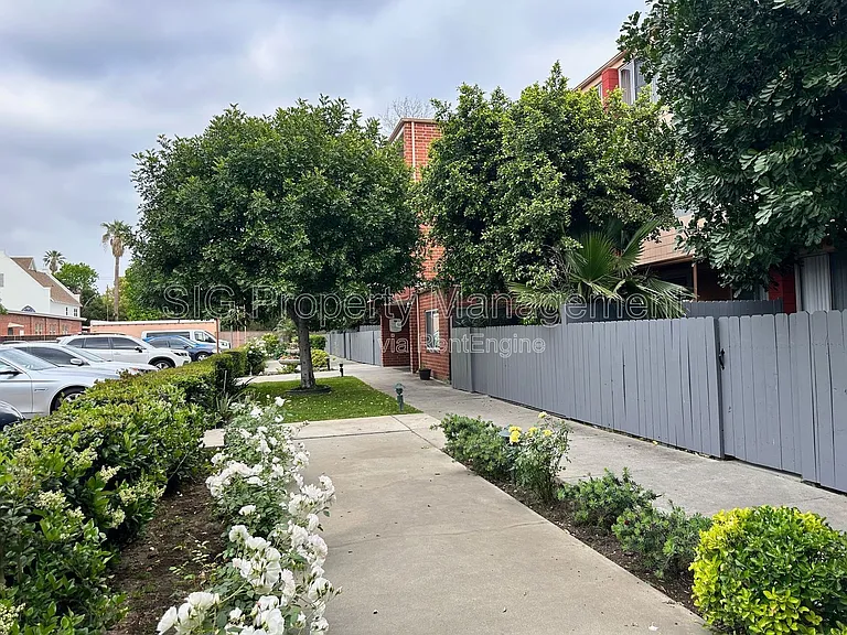 Oakland Summit — Photo 23