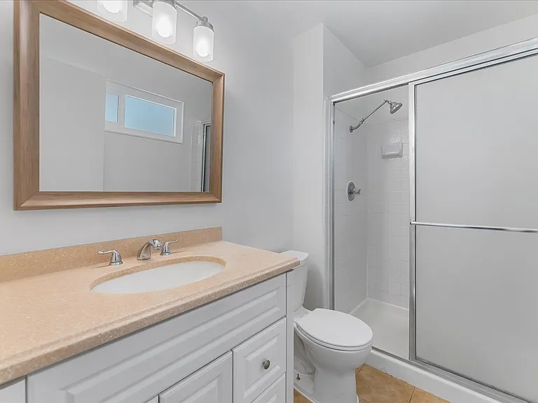 5062 Cadiz Cir — Photo 16