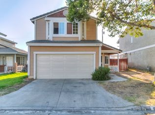 864 S Tamarisk Ave, Rialto, CA 92376